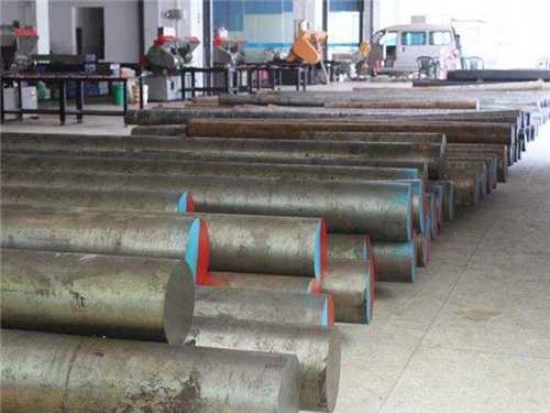 地殼哪一層是鐵鎳合金（鐵金鎳鉻等礦藏存在的地層是）